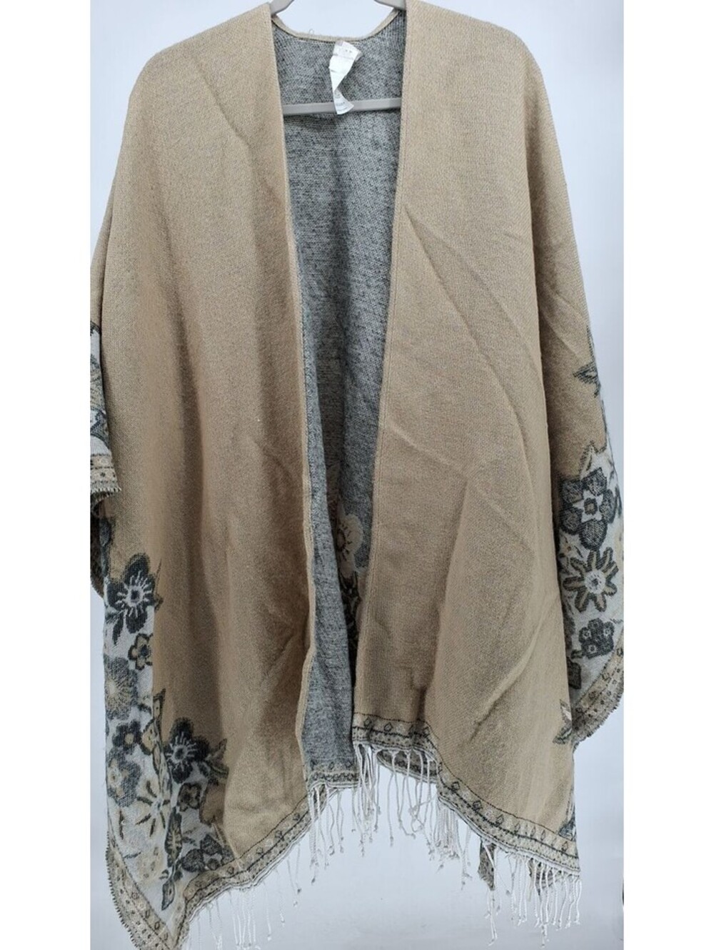 Chico's | One Size | Floral Border Fringed Blanket Ruana Wrap Kimono Pashmina